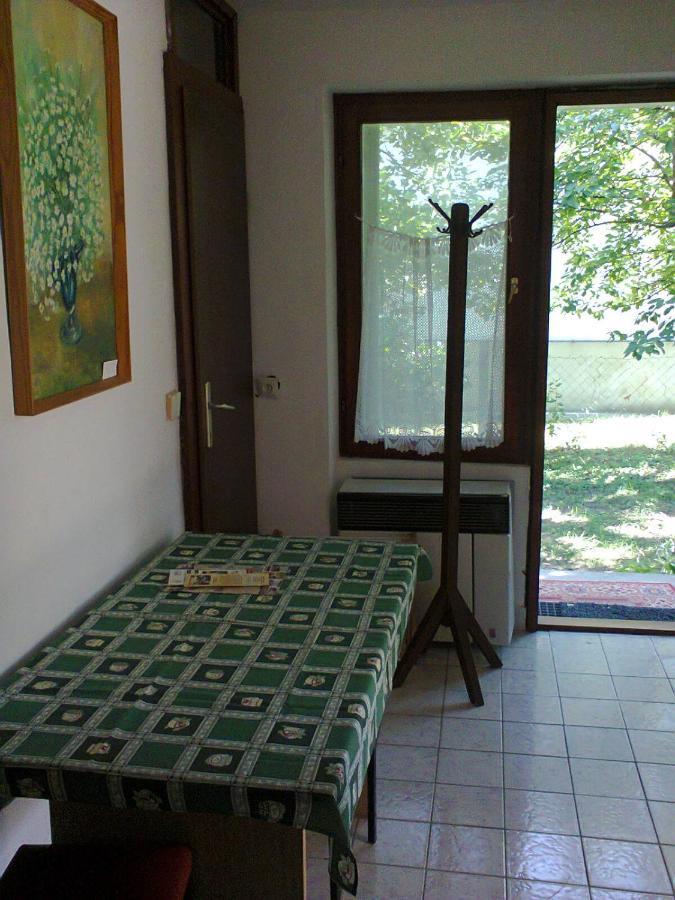 Nefelejcs Apartman Fertohomok Exterior photo